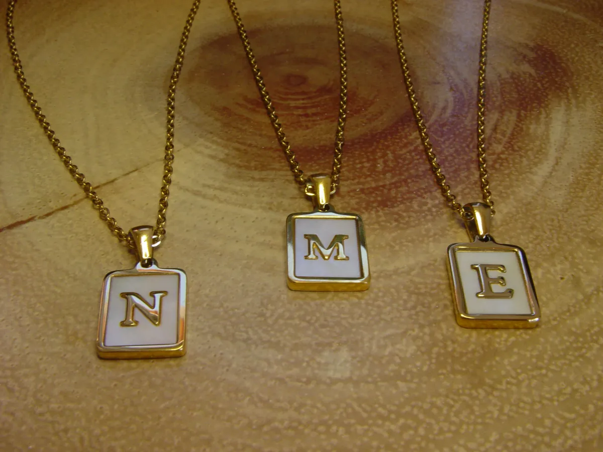 Letter & Chain — gold