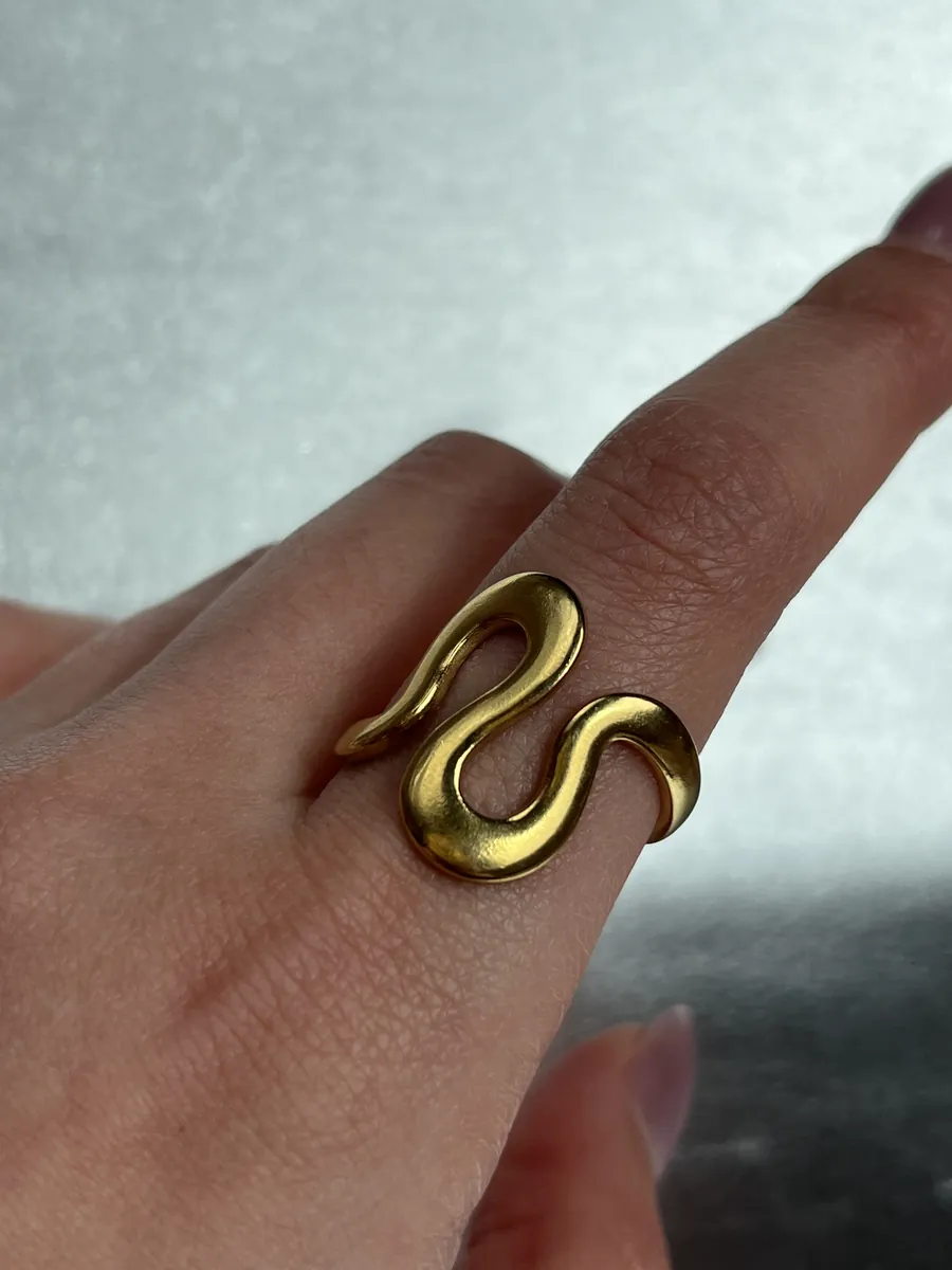 Serpent Flow Ring – 2η