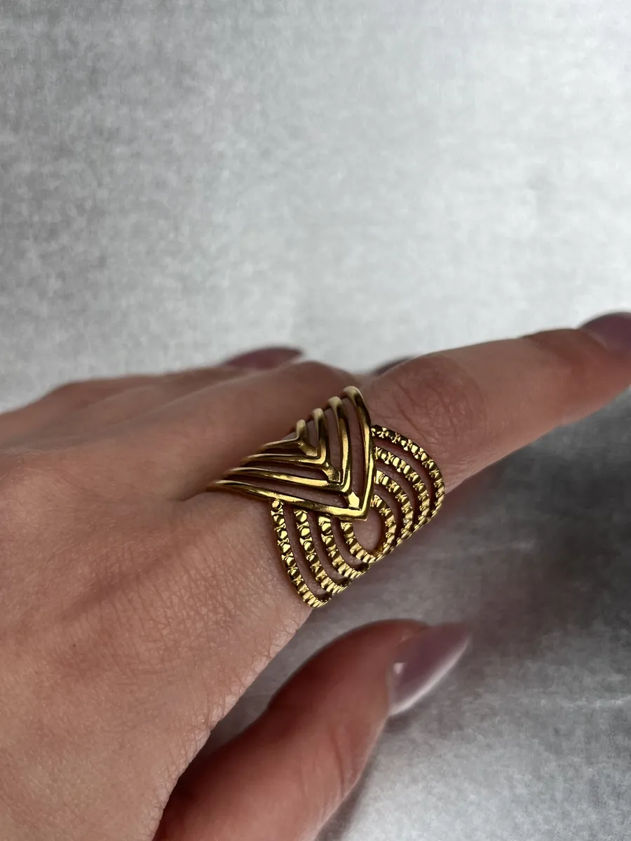Aurelia Frame Ring